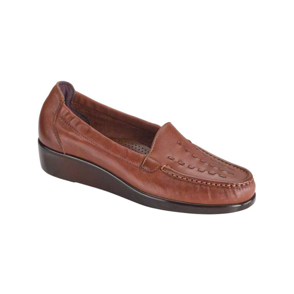 SAS Women’s Weave Handcrafted Comfort Clog – Chestnut