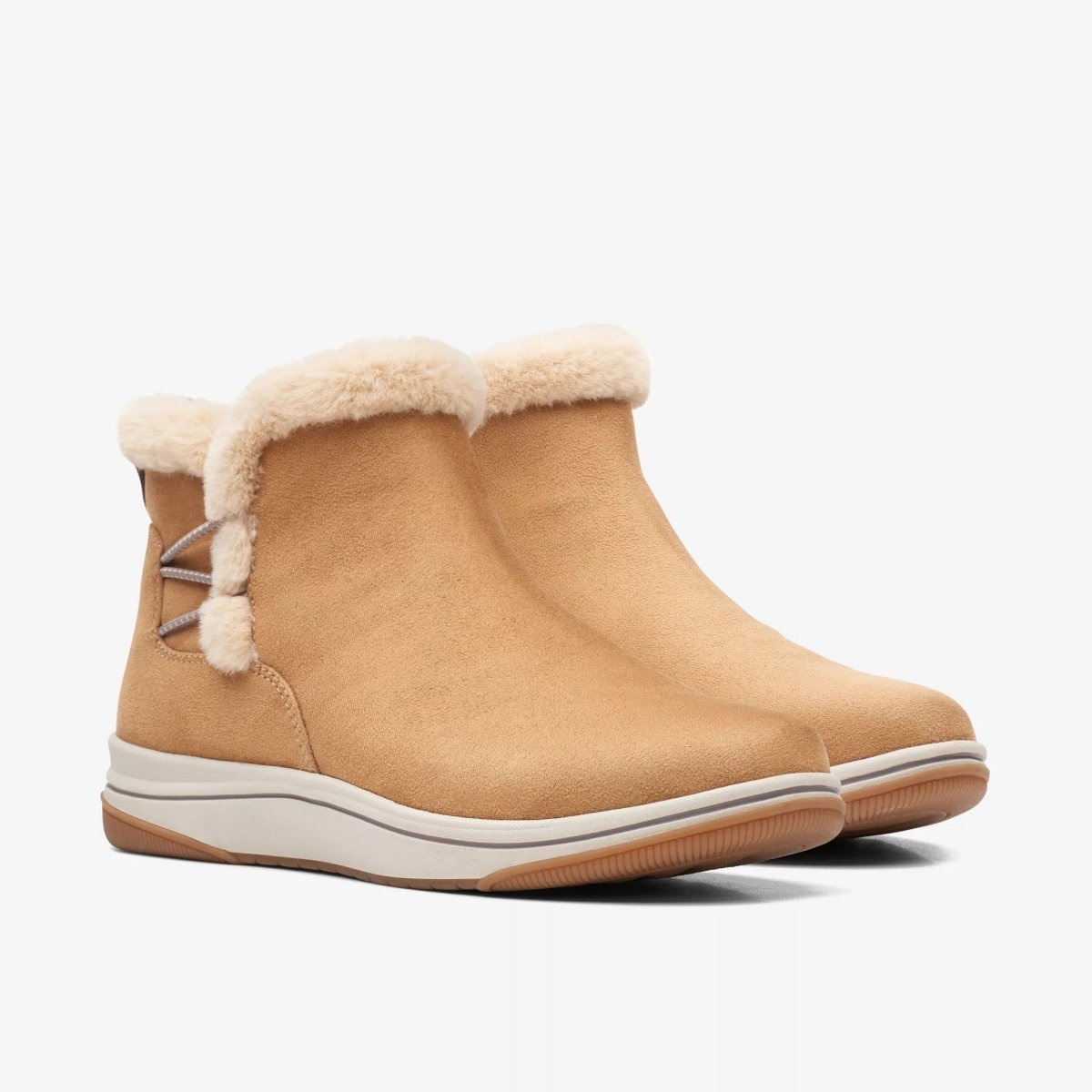 Clarks Breeze Fur Cloud Steppers Tan Brun Boots - Women's BootClarks