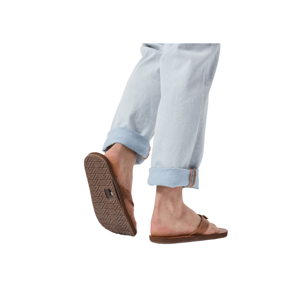 REEF Men’s Draftsmen Leather Flip-Flops – Bronze Brown 3