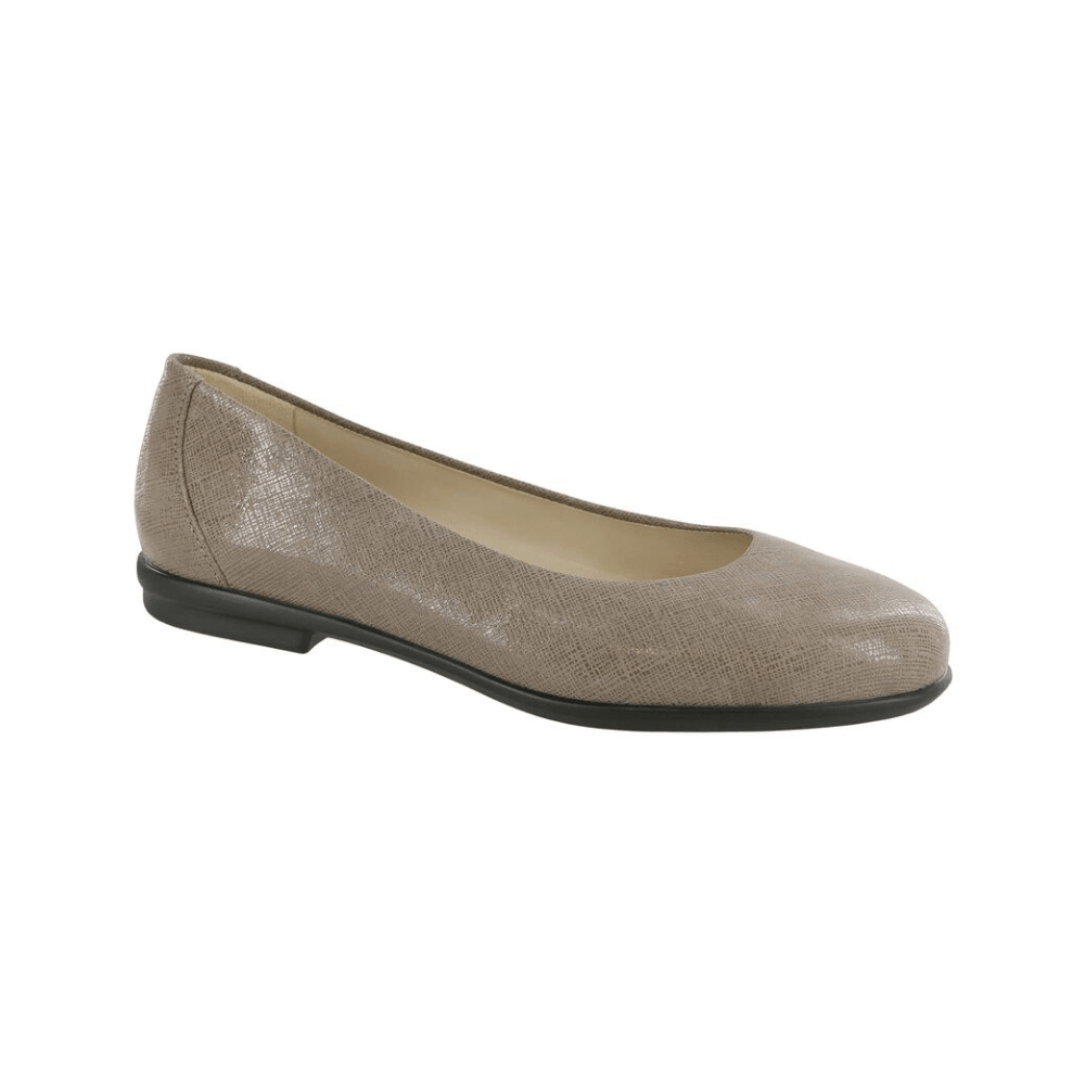 SAS Women’s Scenic Ballet Flat – Fog 1