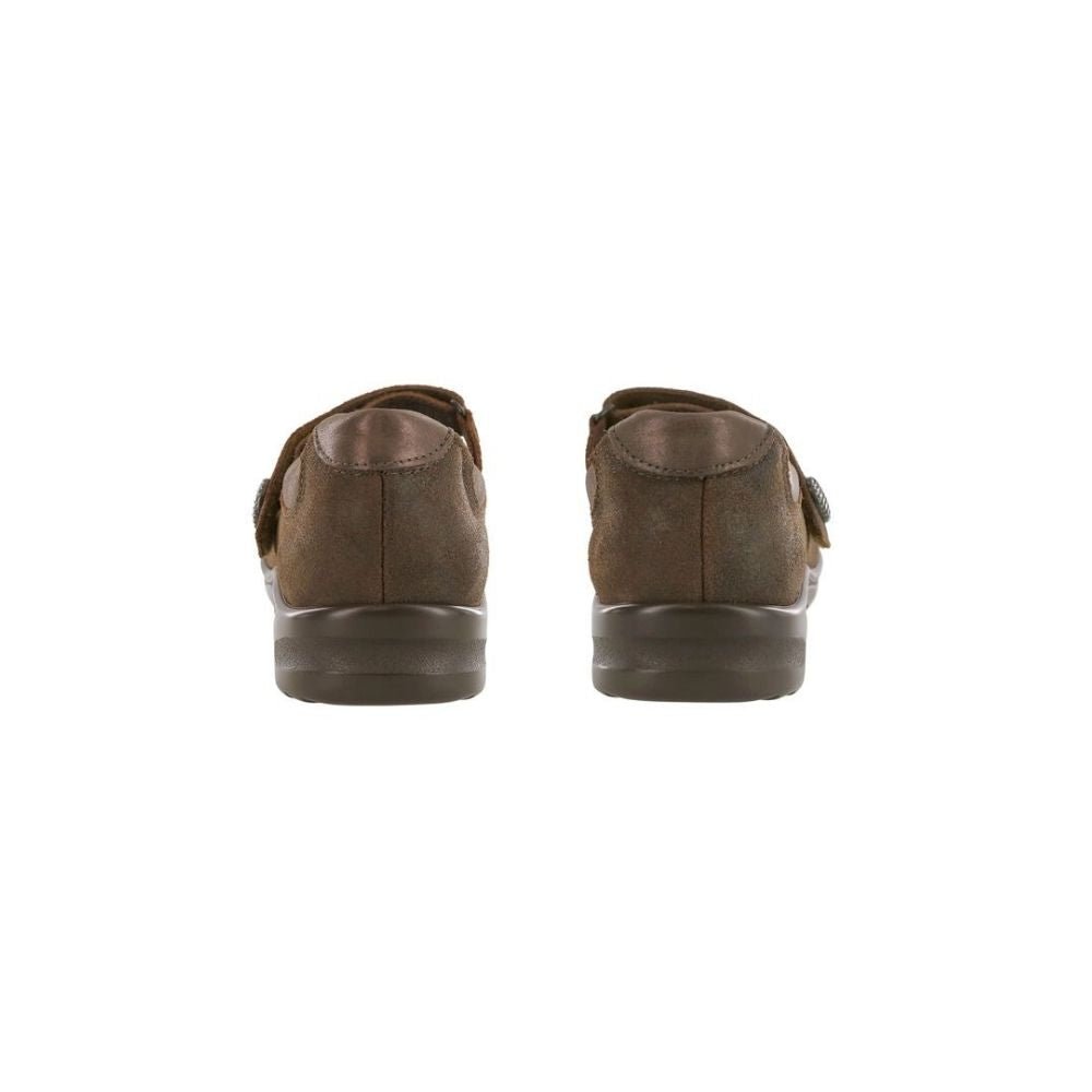 SAS Women’s Step Out Ergonomic Mary Jane Shoe - Brown 6