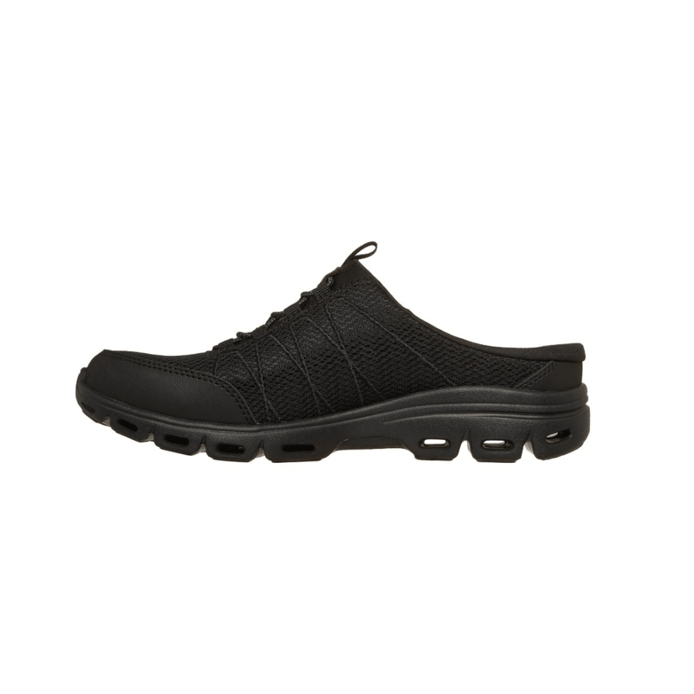 Skechers Womens Relaxed Fit Glide-Step Comfort Black - Front View wide toe box