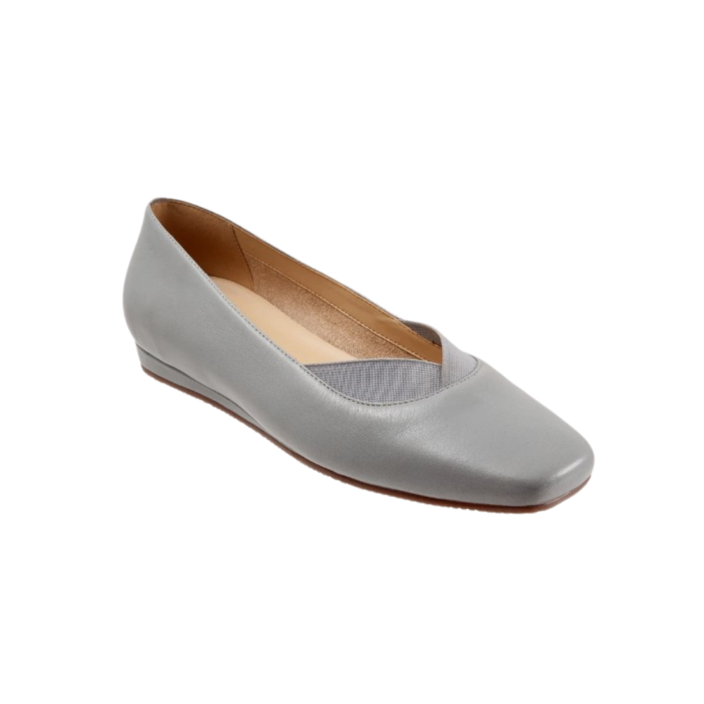 SoftWalk Vianna Women's Square-Toe Leather Loafer Flat - Misty Blue
