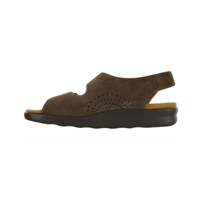 SAS Women’s Relaxed Supportive Leather Slip-On Shoe – Teddy
