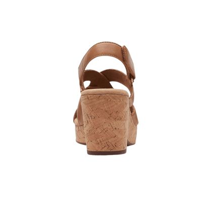 Clarks Women's Giselle Beach Tan Leather Wedge Sandal 26164796 8
