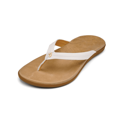 Olukai Honu Women’s Leather Beach Sandals - Bright White / Golden Sand 2