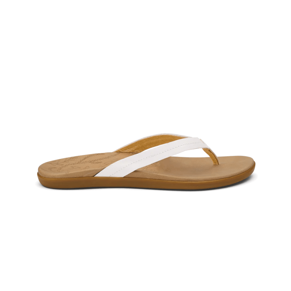 Olukai Honu Women’s Leather Beach Sandals - Bright White / Golden Sand 1