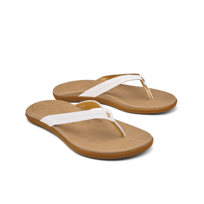 Olukai Honu Women’s Leather Beach Sandals - Bright White / Golden Sand 3