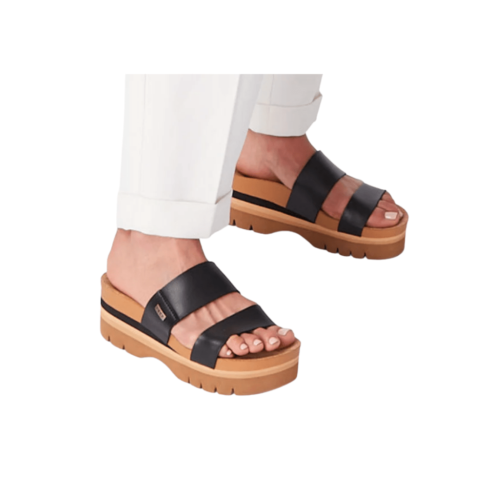 REEF Cushion Vista Higher Women’s Sandals – Black 3