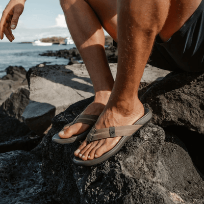 REEF Men’s Cushion Phantom 2.0 Flip-Flops – Brown / Tan 5