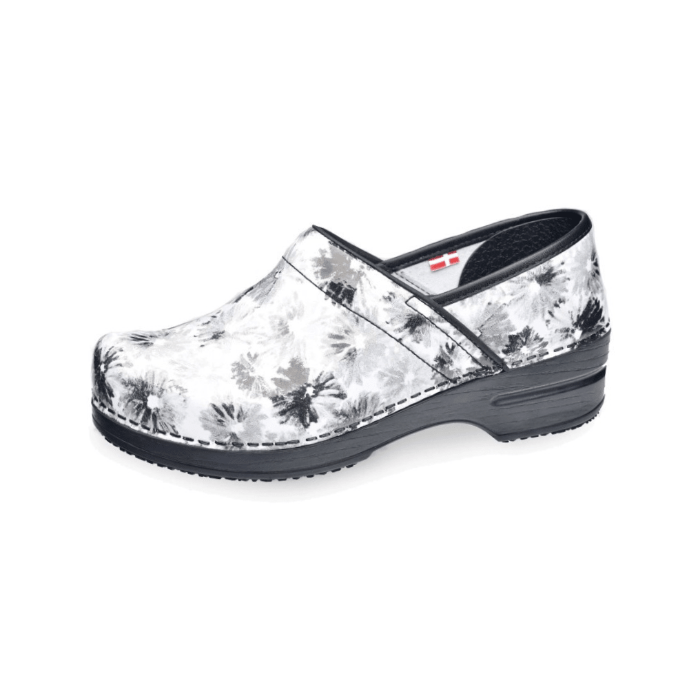 Sanita Inkwell Printed Patent Women’s Clogs – Black 5