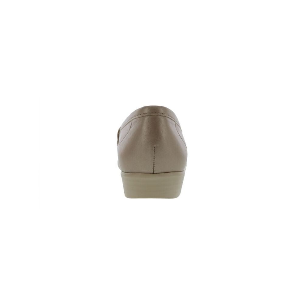 SAS Women’s Metro Link Ergonomic Comfort Loafer - Champagne 8