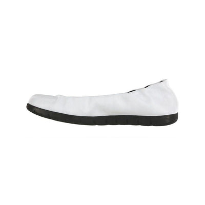 SAS Women’s Radiant Flexible Comfort Slip-On Flat Shoe - Chalk 5
