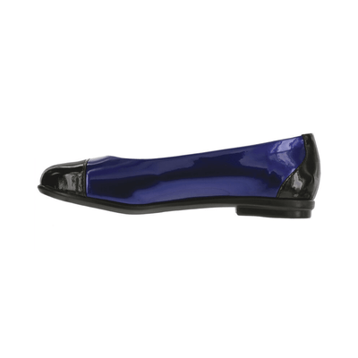 SAS Women’s Scenic Cap Toe Ballet Flat – Black / Sapphire 5
