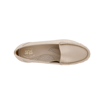 SAS Women's Simplify Leather Slip-On Loafer – Lusso / Metallic Gold 2