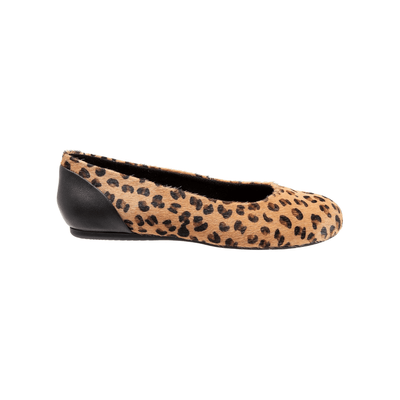 SoftWalk Sonoma Women's Animal Print Leather Ballet Flat - Tan Cheetah 2